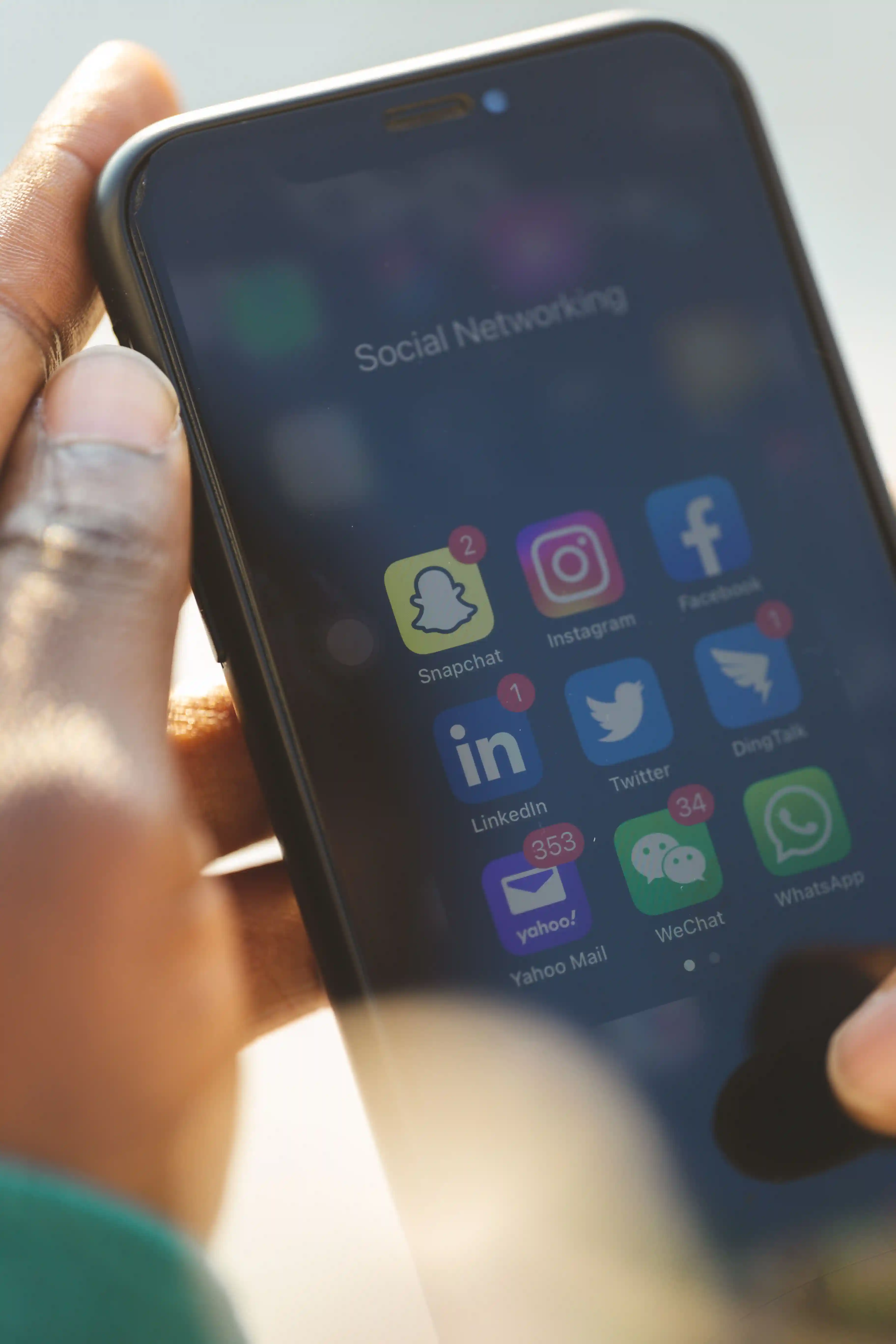 Community Management et gestion des réseaux sociaux par Oxellia